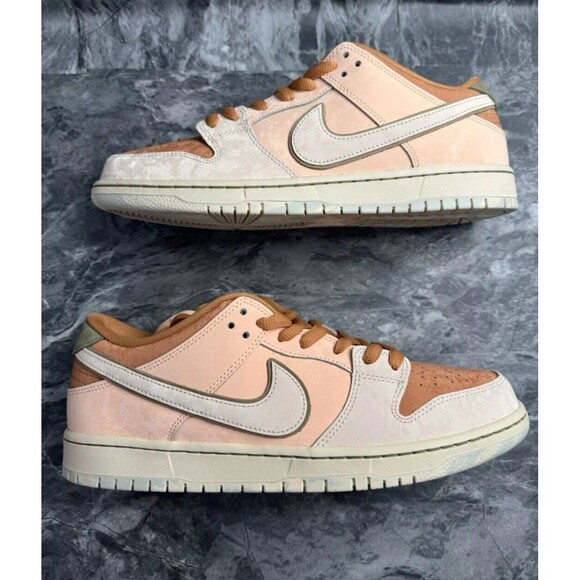 New Nike SB Dunk Low PRM \